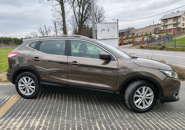 Nissan Qashqai cena 45999 przebieg: 283187, rok produkcji 2016 z Wolbrom małe 781